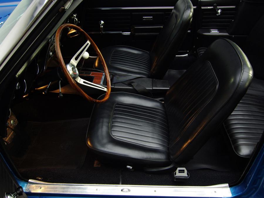  Chevrolet Camaro RS 327 Convertible 1968 года  (фото 9 из 11)